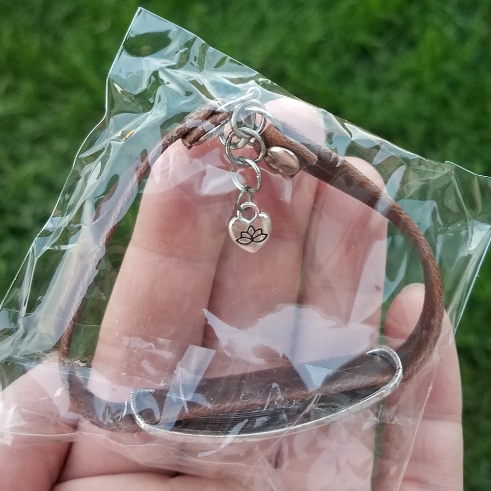 Free with purchase Inspirational bracelets - Picture 3 of 3